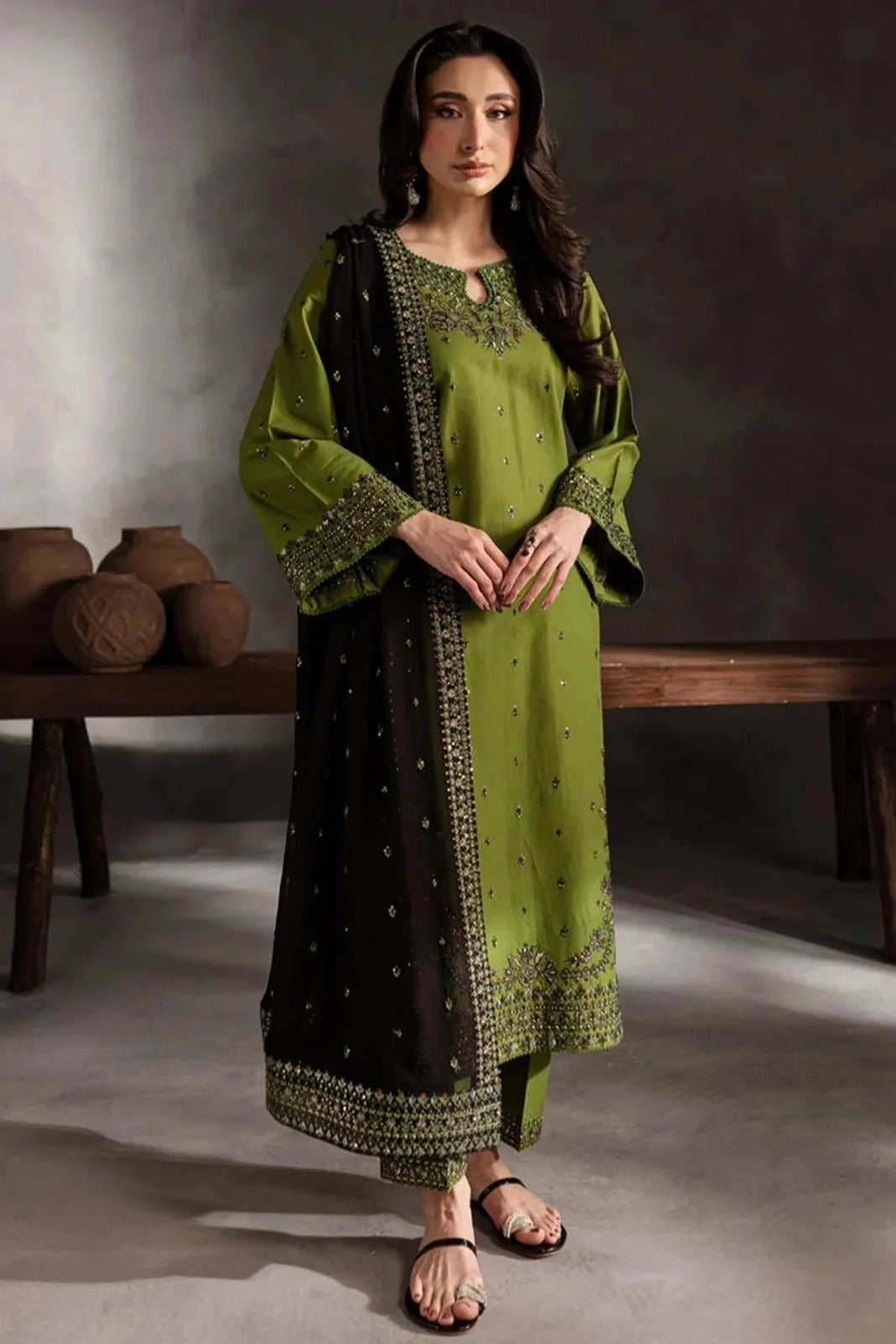 BATIK | Luxury Embroidered Lawn 3pc | SL-1955