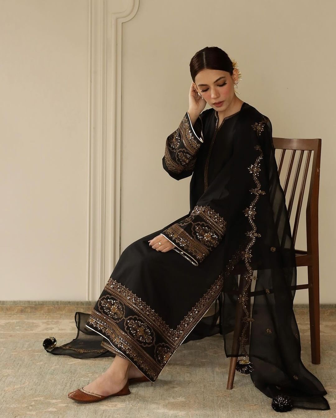 DYOT-HEAVY EMBROIDERED LAWN UNSTICHED 3pc (SL-1240)