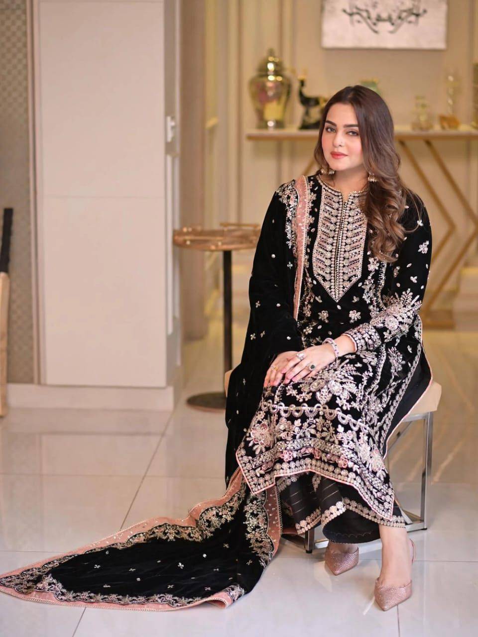 ANEELA’s-Heavy Embroidered Lawn 3pc (SL-754)